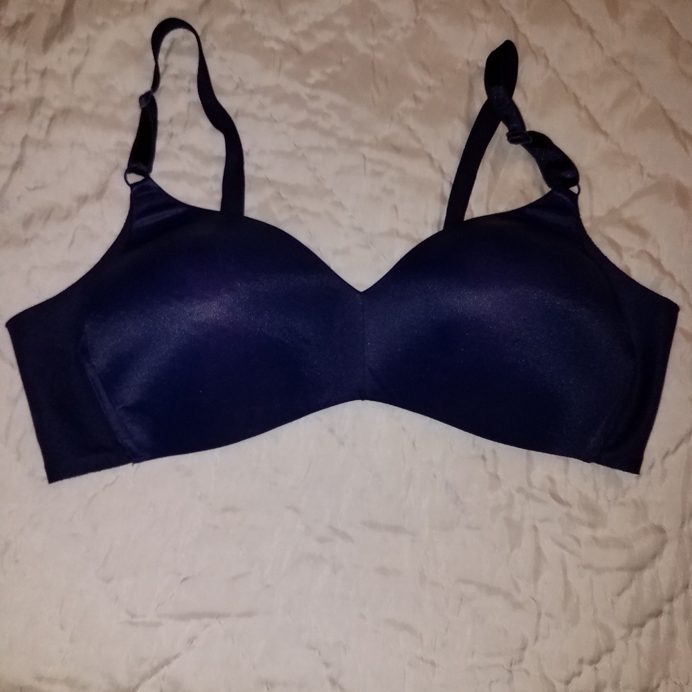 Navy bra